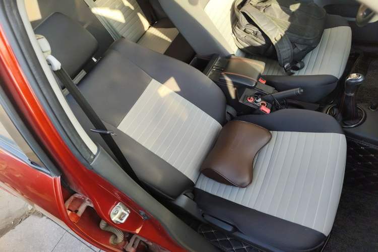 Used Suzuki Swift 2014 1.3L Manual Standard Edition Right Front Seat