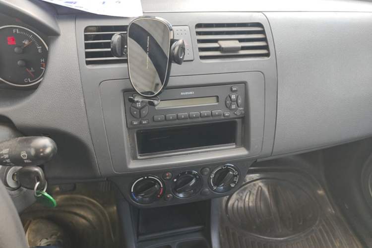 Used Suzuki Swift 2014 1.3L Manual Standard Edition Audio And AC Panel