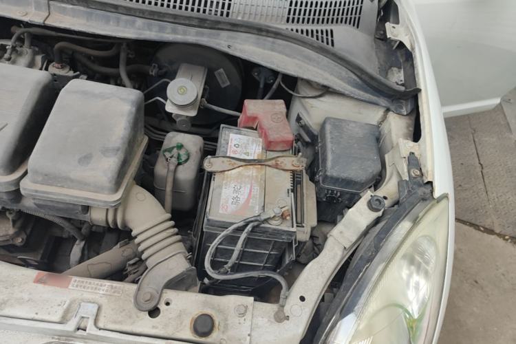 Used Suzuki Swift 2014 1.3L Manual Standard Edition Engine Bay Left