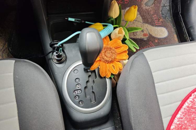 Used Suzuki Swift 2014 1.5L Automatic Fashion Edition Gear Lever