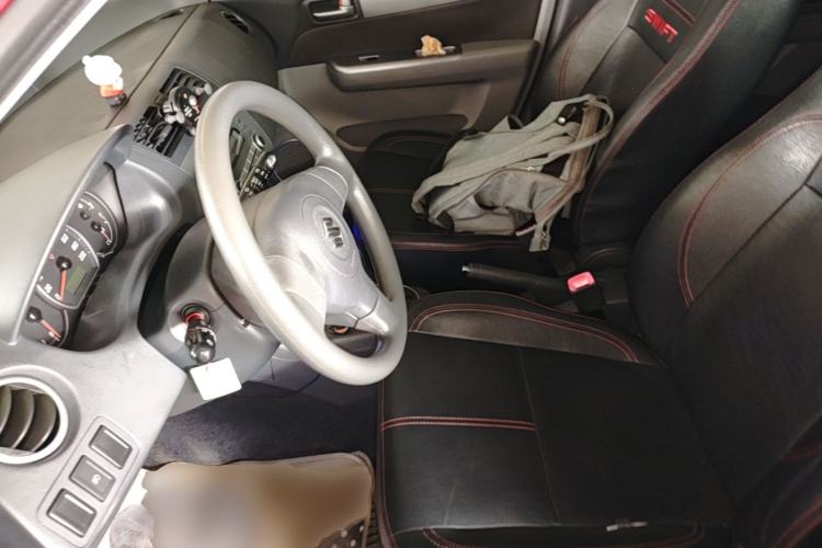 Used Suzuki Swift 2014 1.5L Automatic Fashion Edition Left Front Seat