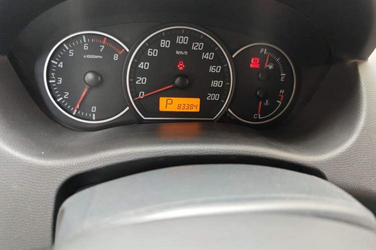 Used Suzuki Swift 2014 1.5L Automatic Fashion Edition Odometer Close Up