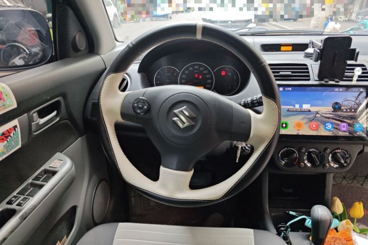 Used Suzuki Swift 2014 1.5L Automatic Fashion Edition Steering Wheel