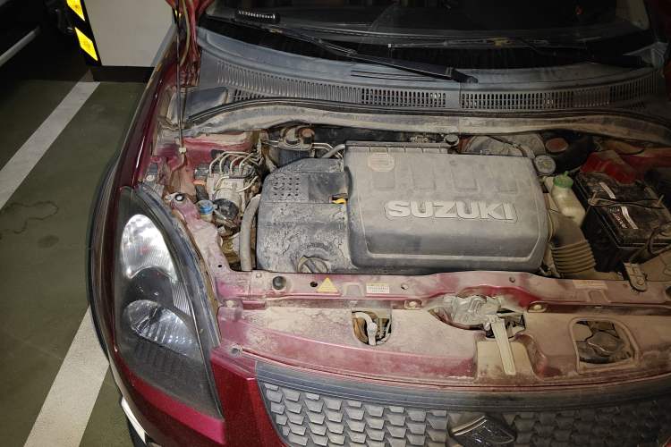 Used Suzuki Swift 2014 1.5L Automatic Fashion Edition Engine Bay Right