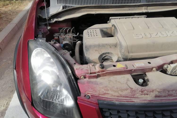 Used Suzuki Swift 2014 1.5L Automatic Fashion Edition Engine Bay Right