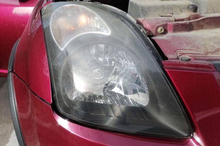 Used Suzuki Swift 2014 1.5L Automatic Fashion Edition Right Front Headlight