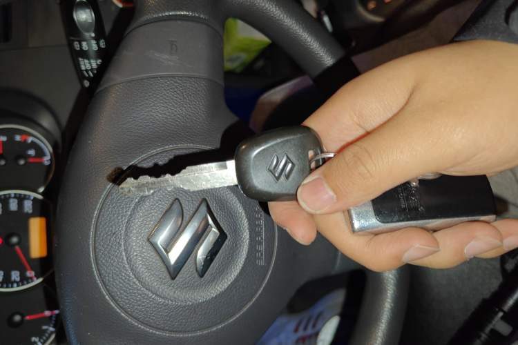 Used Suzuki Swift 2014 1.5L Automatic Fashion Edition Vehicle Key