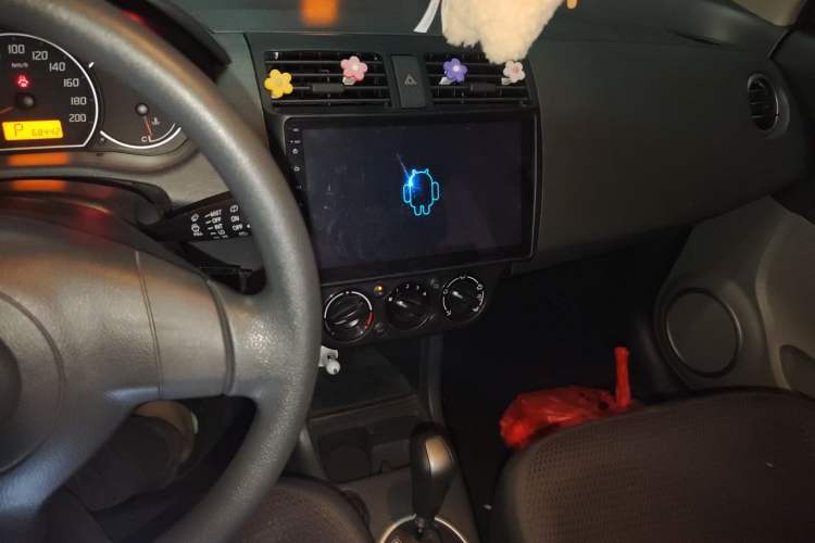 Used Suzuki Swift 2014 1.5L Automatic Fashion Edition Audio And AC Panel