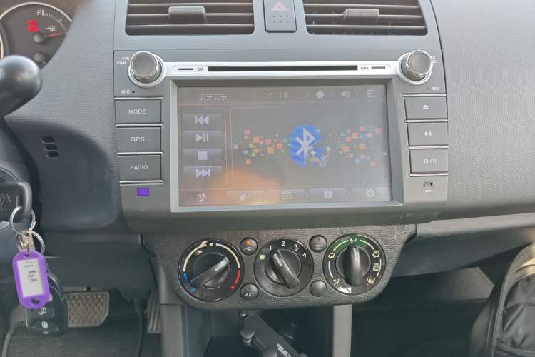 Used Suzuki Swift 2014 1.5L Automatic Fashion Edition Audio And AC Panel