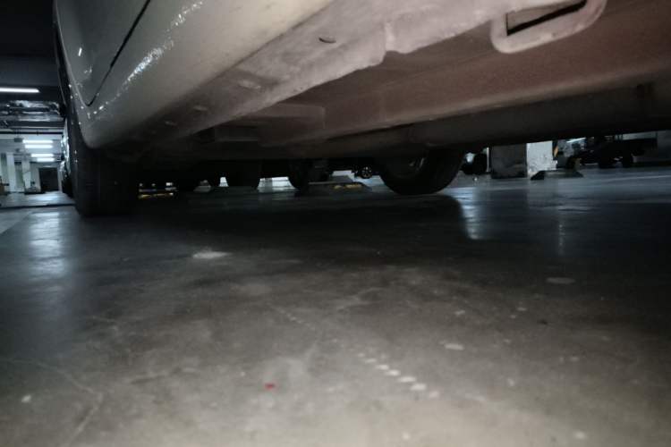 Used Suzuki Swift 2014 1.3L Manual Standard Edition Chassis Front Right