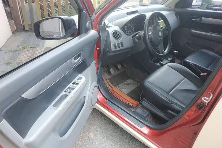 Used Suzuki Swift 2014 1.3L Manual Standard Edition Driver Seat