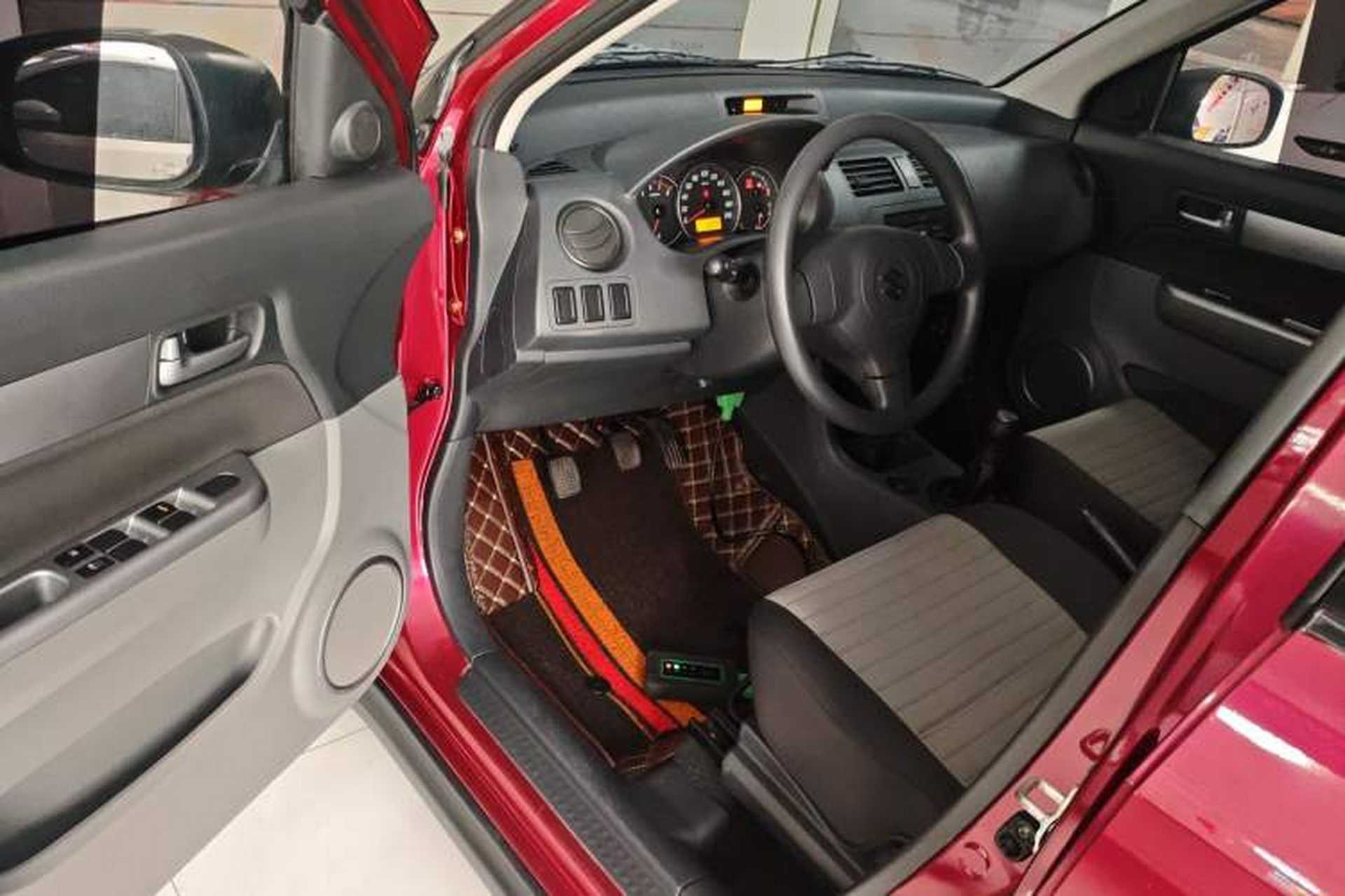 Used Suzuki Swift 2014 1.3L Manual Standard Edition Driver Seat