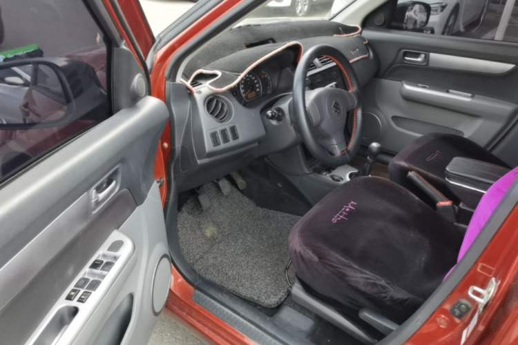 Used Suzuki Swift 2014 1.3L Manual Standard Edition Driver Seat