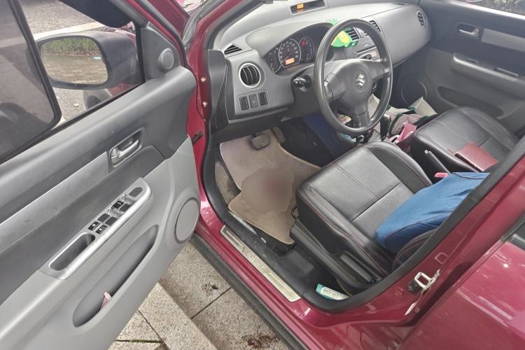 Used Suzuki Swift 2014 1.5L Automatic Fashion Edition Driver Seat