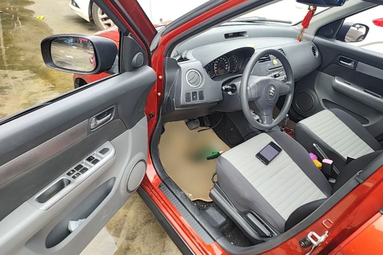 Used Suzuki Swift 2014 1.5L Automatic Fashion Edition Driver Seat