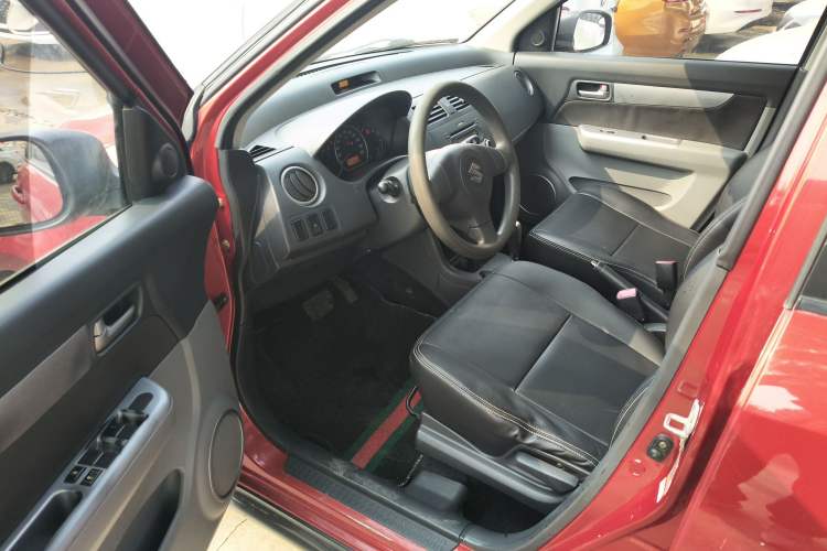 Used Suzuki Swift 2014 1.5L Automatic Fashion Edition Driver Seat