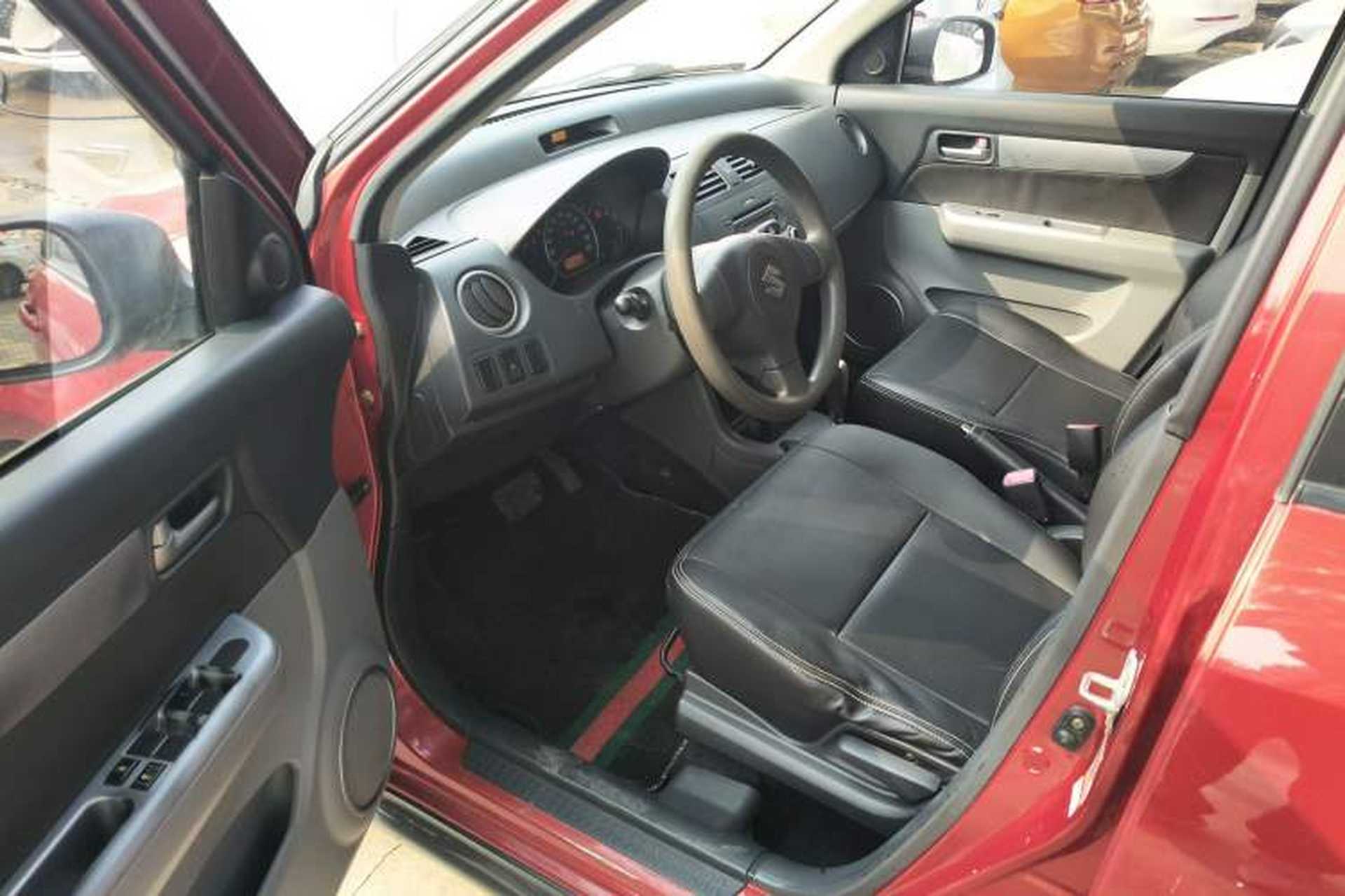 Used Suzuki Swift 2014 1.5L Automatic Fashion Edition Driver Seat