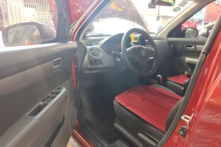 Used Suzuki Swift 2014 1.5L Automatic Fashion Edition Driver Seat