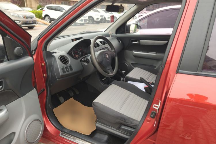 Used Suzuki Swift 2014 1.3L Manual Standard Edition Driver Seat