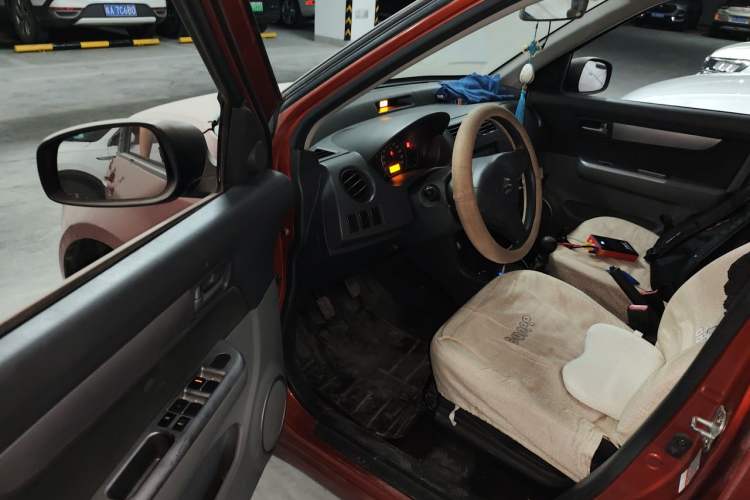 Used Suzuki Swift 2014 1.3L Manual Standard Edition Driver Seat