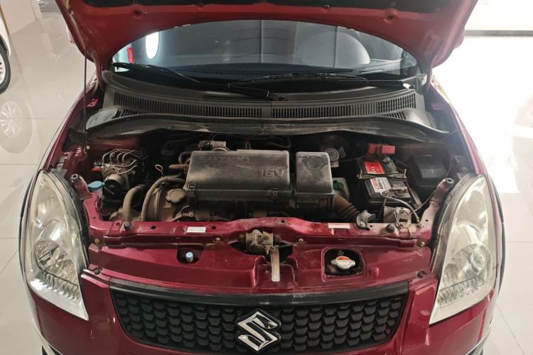 Used Suzuki Swift 2014 1.3L Manual Standard Edition Engine Bay