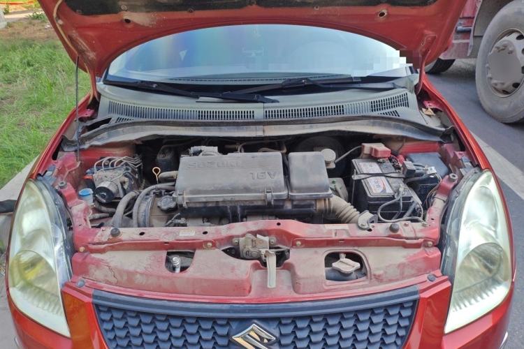 Used Suzuki Swift 2014 1.3L Manual Standard Edition Engine Bay