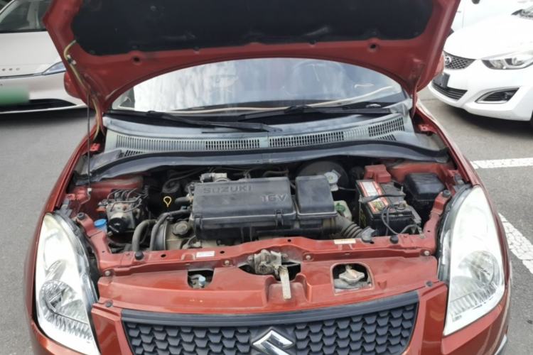 Used Suzuki Swift 2014 1.3L Manual Standard Edition Engine Bay