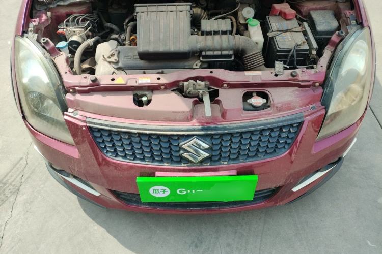 Used Suzuki Swift 2014 1.5L Automatic Fashion Edition Engine Bay