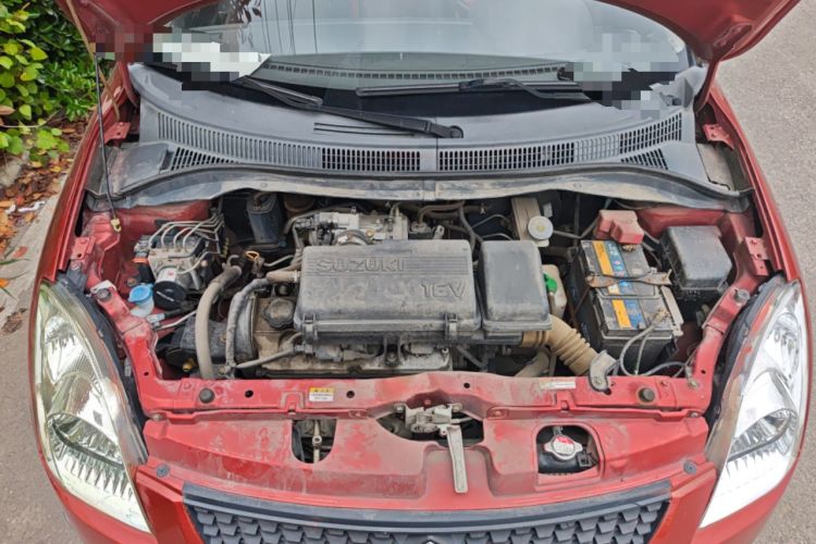 Used Suzuki Swift 2014 1.3L Manual Standard Edition Engine Bay
