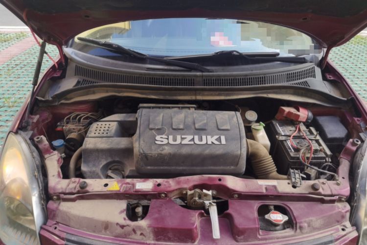 Used Suzuki Swift 2014 1.5L Automatic Fashion Edition Engine Bay
