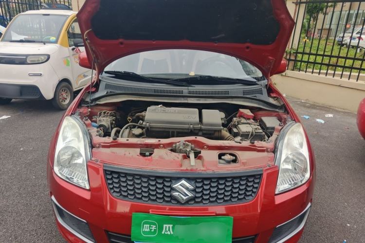 Used Suzuki Swift 2014 1.3L Manual Standard Edition Engine Bay