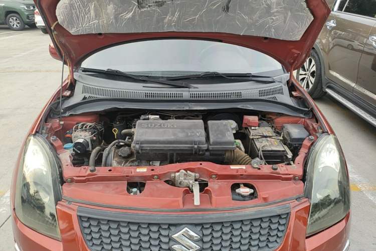 Used Suzuki Swift 2014 1.3L Manual Standard Edition Engine Bay