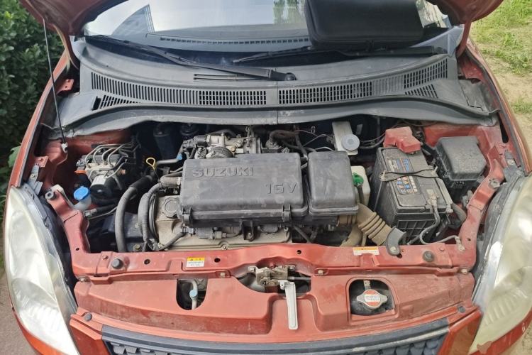Used Suzuki Swift 2014 1.3L Manual Standard Edition Engine Bay