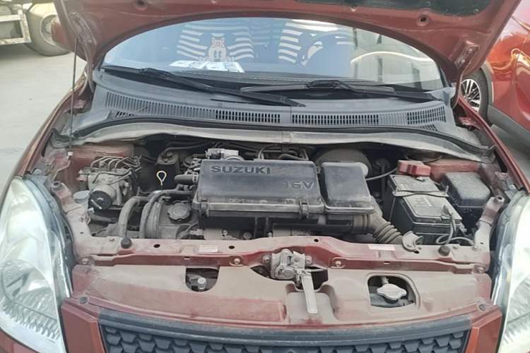 Used Suzuki Swift 2014 1.3L Manual Standard Edition Engine Bay