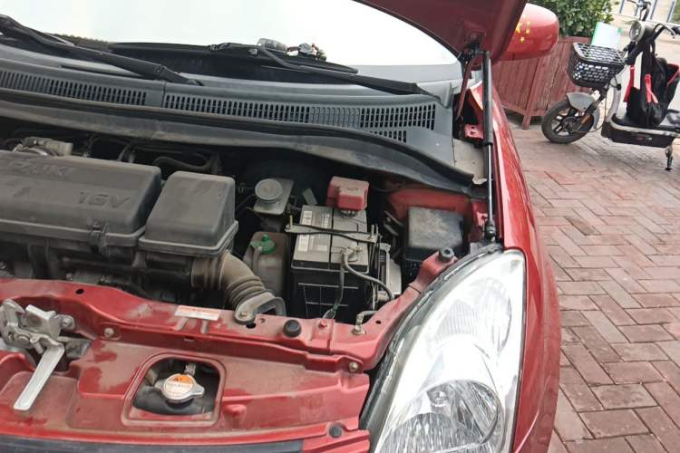 Used Suzuki Swift 2014 1.3L Manual Standard Edition Engine Bay Left