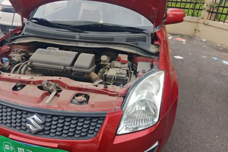 Used Suzuki Swift 2014 1.3L Manual Standard Edition Engine Bay Left