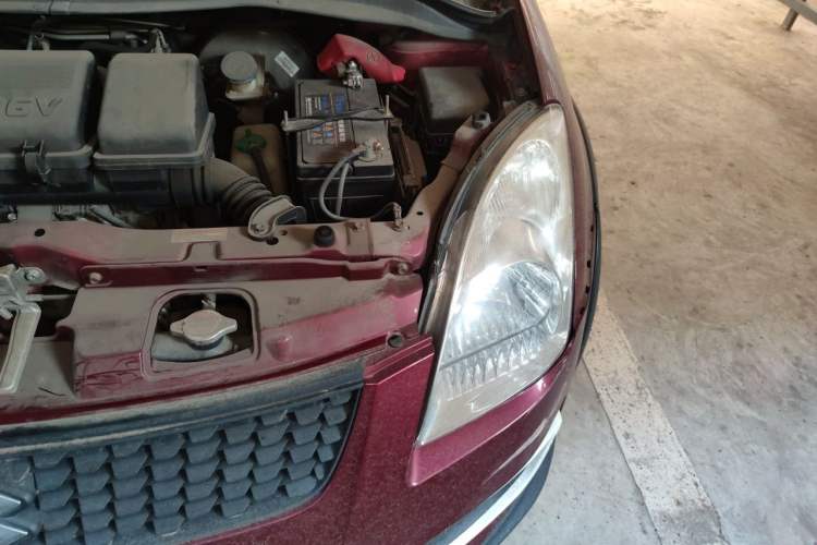 Used Suzuki Swift 2014 1.3L Manual Standard Edition Engine Bay Left