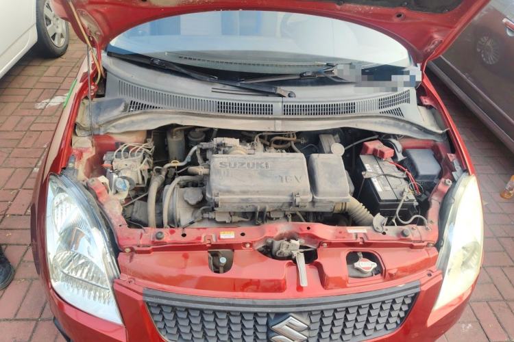 Used Suzuki Swift 2014 1.3L Manual Standard Edition Engine Bay
