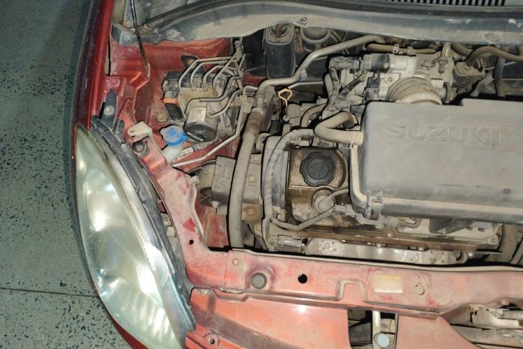 Used Suzuki Swift 2014 1.3L Manual Standard Edition Engine Bay Right