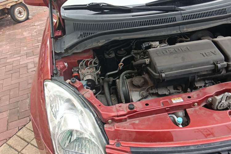 Used Suzuki Swift 2014 1.3L Manual Standard Edition Engine Bay Right