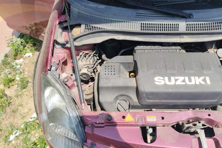 Used Suzuki Swift 2014 1.5L Automatic Fashion Edition Engine Bay Right
