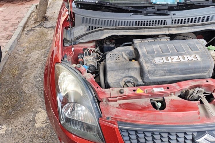 Used Suzuki Swift 2014 1.5L Automatic Fashion Edition Engine Bay Right