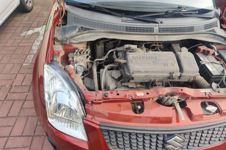Used Suzuki Swift 2014 1.3L Manual Standard Edition Engine Bay Right