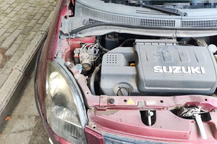 Used Suzuki Swift 2014 1.5L Automatic Fashion Edition Engine Bay Right