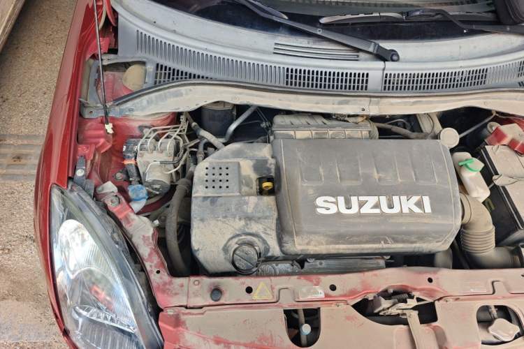 Used Suzuki Swift 2014 1.5L Automatic Fashion Edition Engine Bay Right