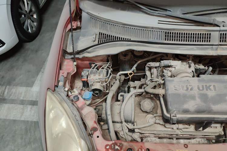 Used Suzuki Swift 2014 1.3L Manual Standard Edition Engine Bay Right