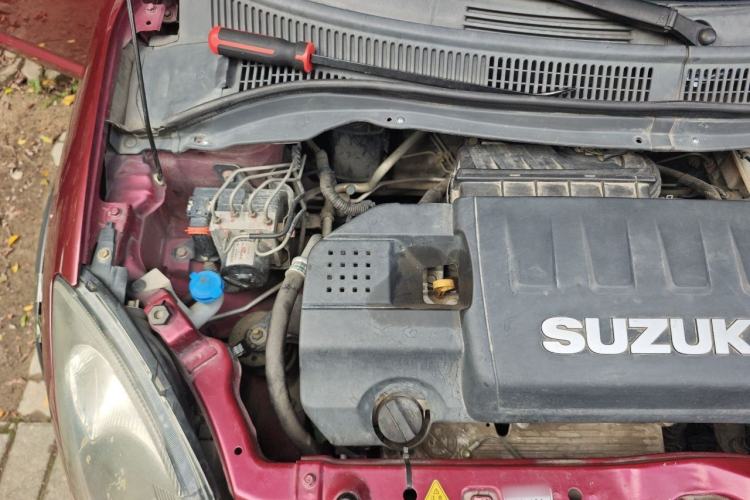 Used Suzuki Swift 2014 1.5L Automatic Fashion Edition Engine Bay Right