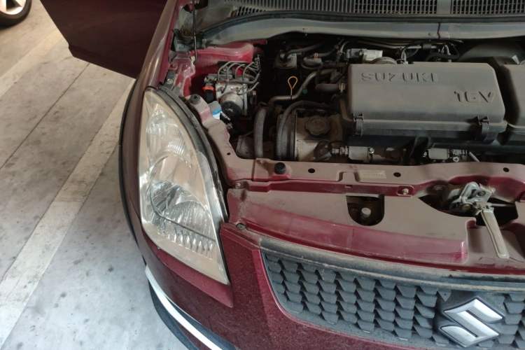 Used Suzuki Swift 2014 1.3L Manual Standard Edition Engine Bay Right