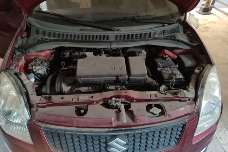 Used Suzuki Swift 2014 1.3L Manual Standard Edition Engine Bay