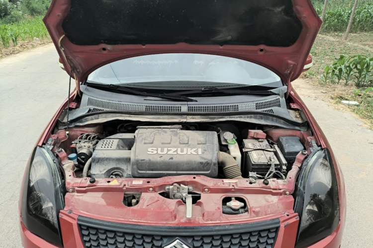 Used Suzuki Swift 2014 1.5L Automatic Fashion Edition Engine Bay